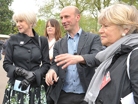 Nigel Dunnett chats with Dame Helen Mirren