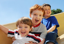 Nos dons à l'œuvre - enfants jouant