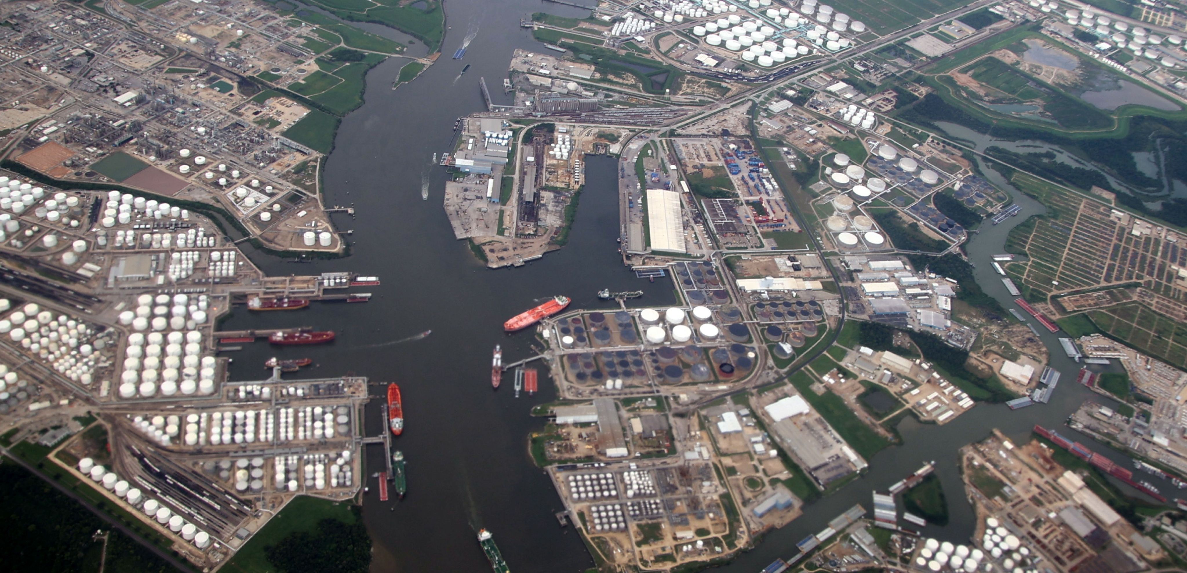 Heavy oil market heats up