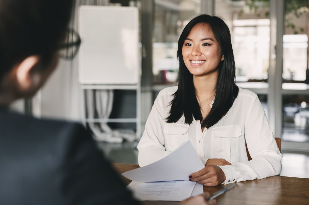 Faites bonne impression lors de votre première journée en poste grâce à ces six conseils accessibles sur le site Objectif avenir RBC.