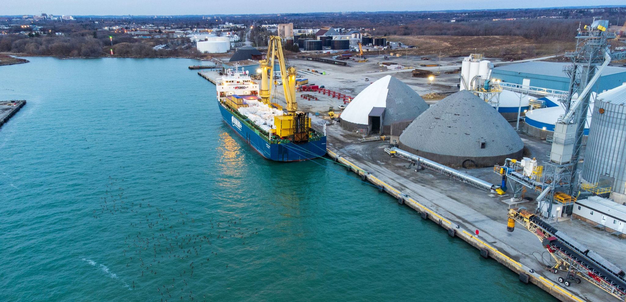 Zone commerciale : Le retour en force des infrastructures canadiennes